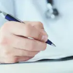 Кровоточивость десен и выбор лечебной пасты при пародонтите